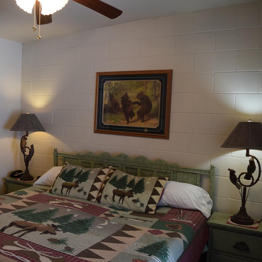 Chateau Rouge Red Lodge Esterno foto